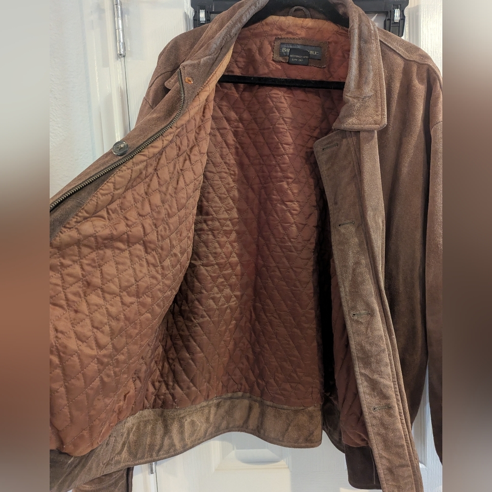 Vintage Banana Republic Suede Leather Jacket - Picture 4 of 10